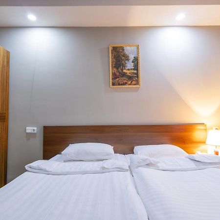 Gyumri Hotel Zewnętrze zdjęcie